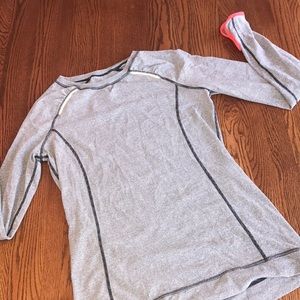 Semi tight athletic shirt; size XS